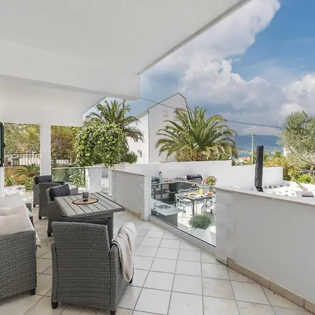 Appartamento Attractive In Slatine Traù