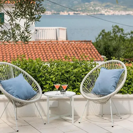 Attractive In Slatine Apartman *