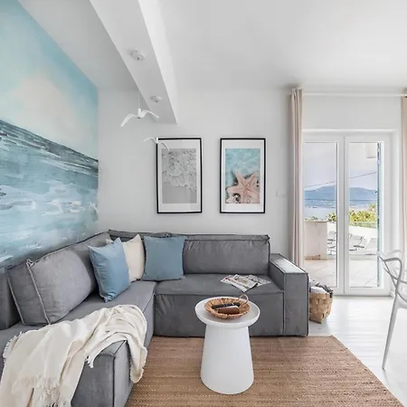 Attractive In Slatine Apartman