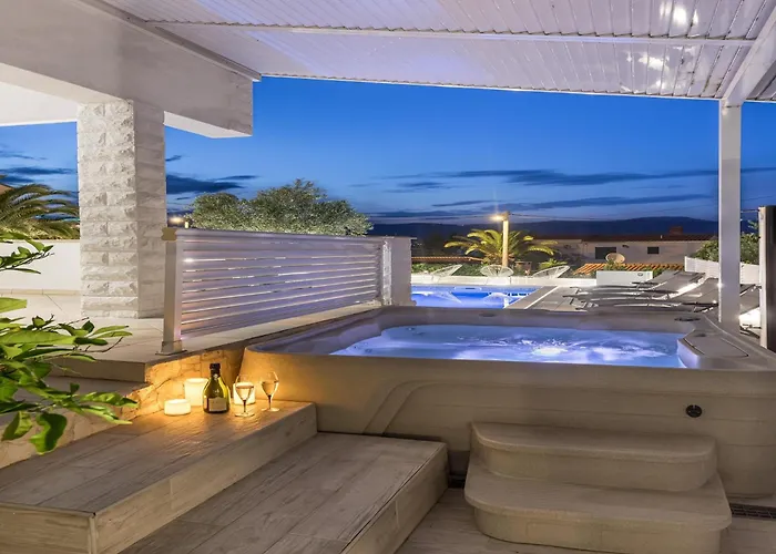 Attractive In Slatine * Trogir