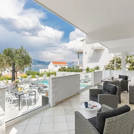 Appartement Attractive In Slatine *