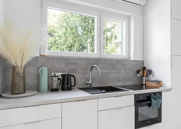 Apartment Attractive In Slatine *